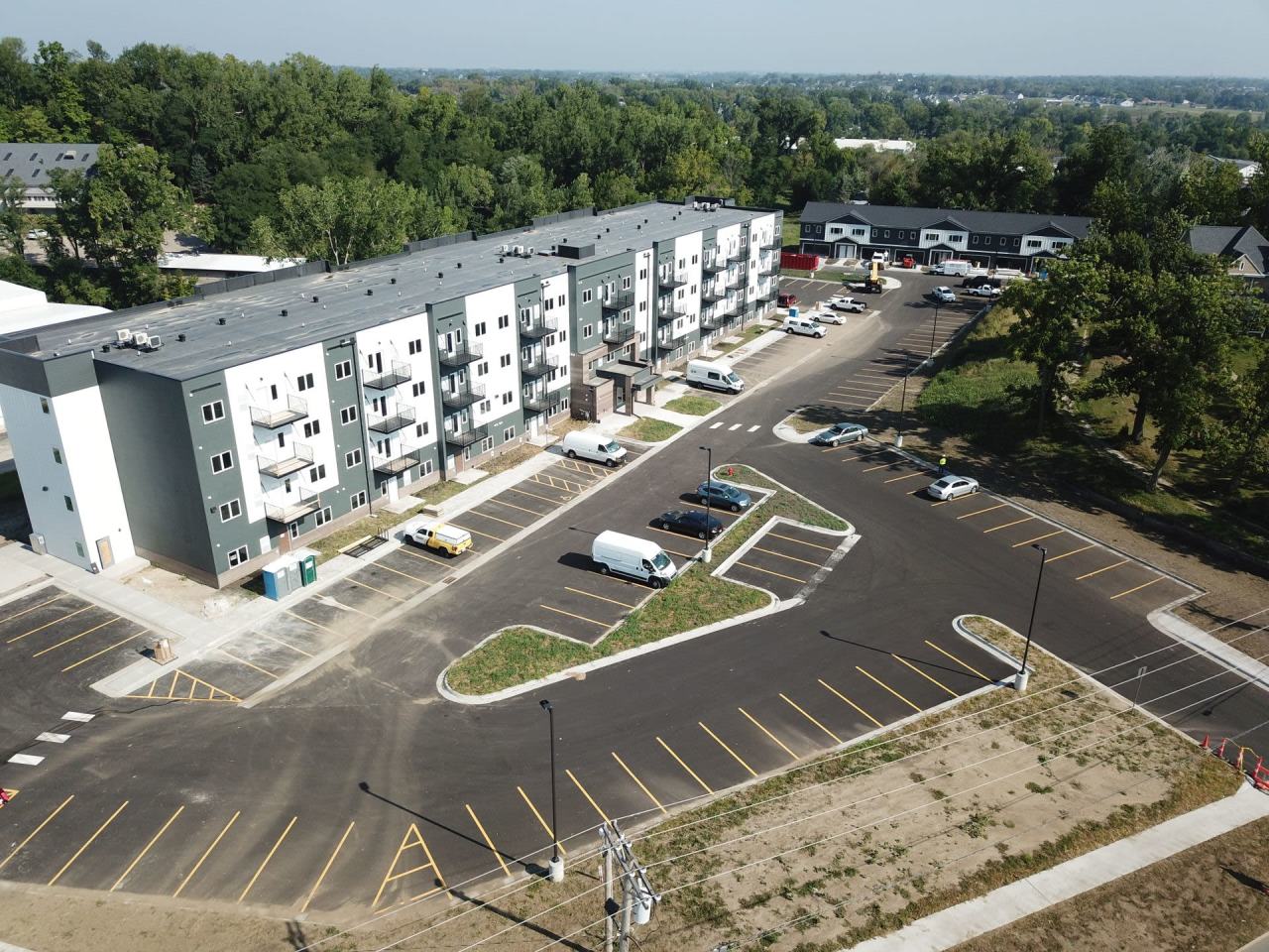 Boulevard Apartments & Townhomes Image 1