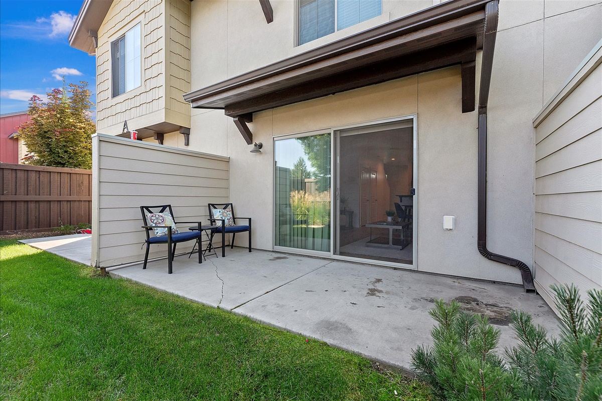 Linder Springs Townhomes Image 32