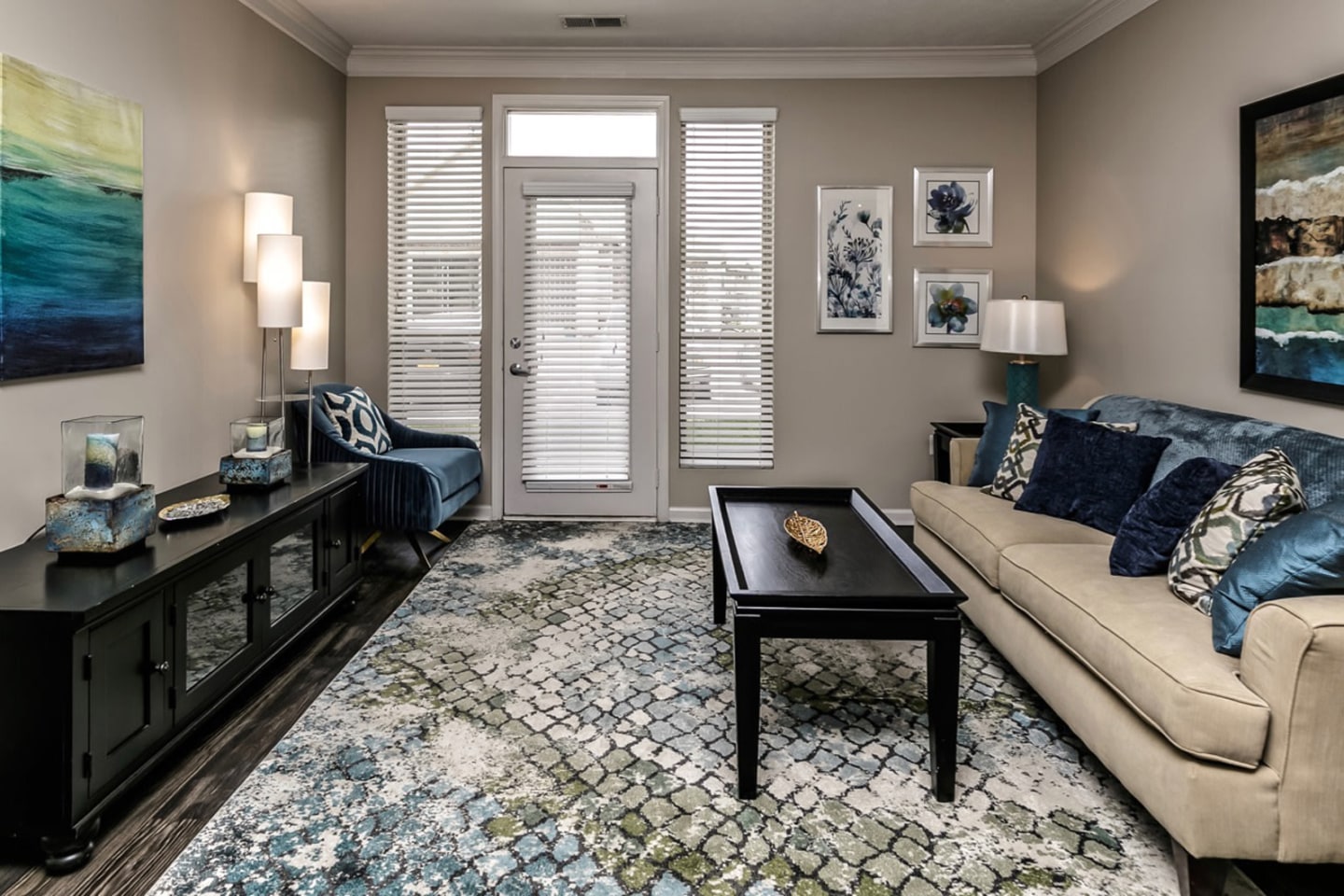 Whispering Hills Apartments Image 10