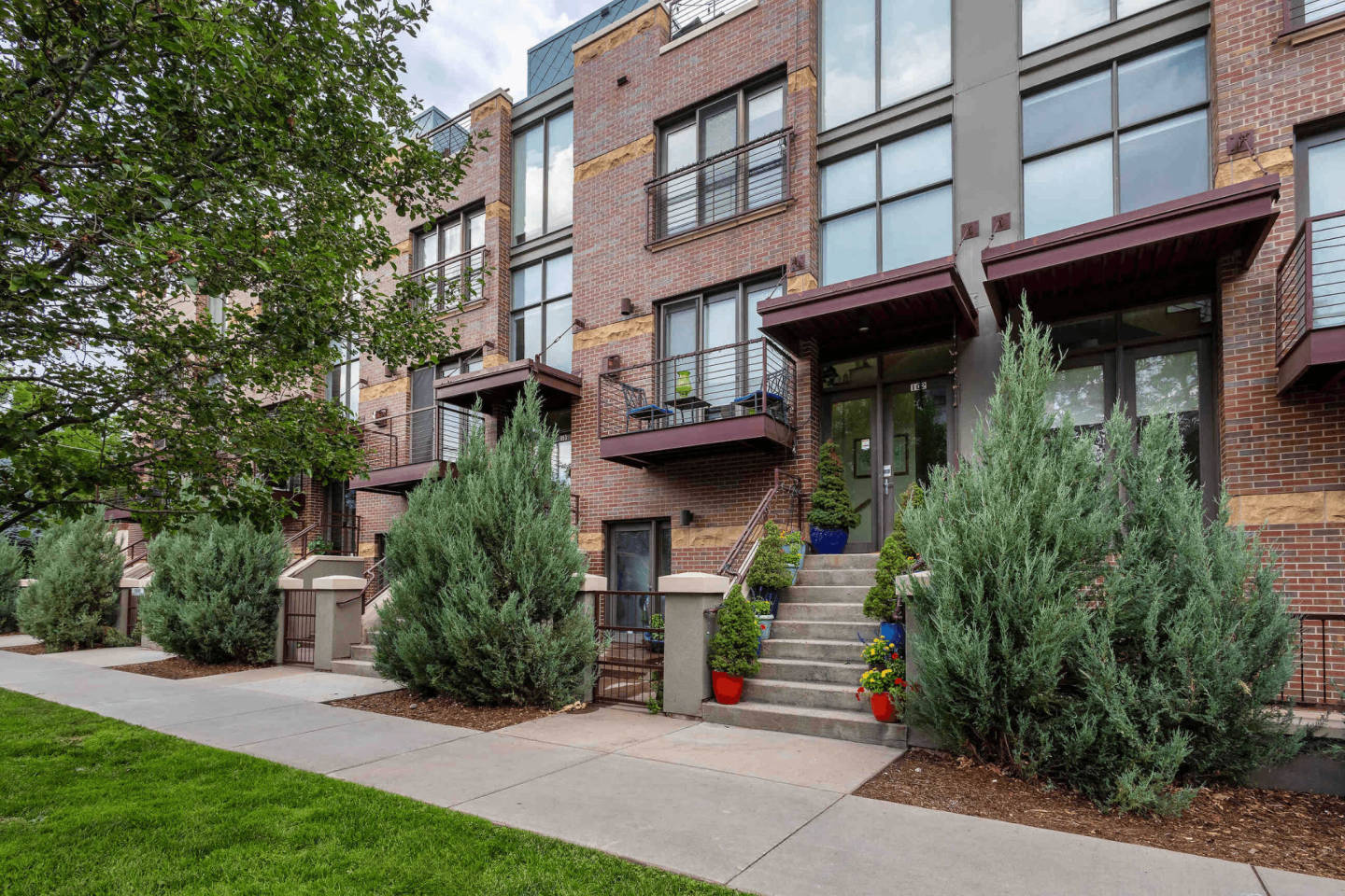Washington Street Townhomes Image 11