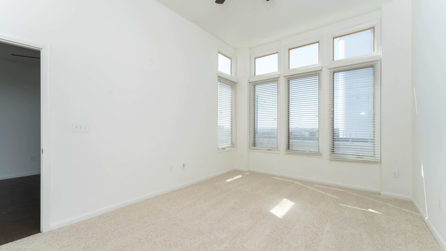 Union at Carrollton Square Apartments Image 31
