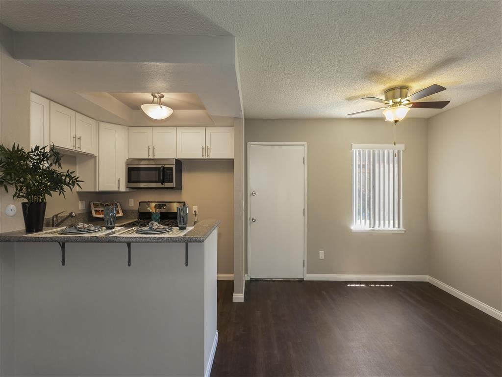 VIVA Apartment Homes Image 45