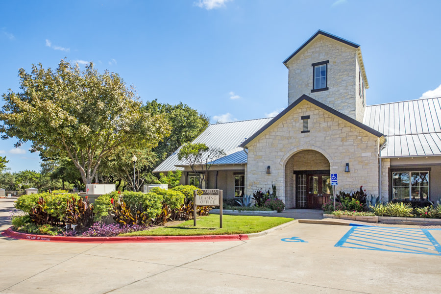 Abelia Flats Image 1