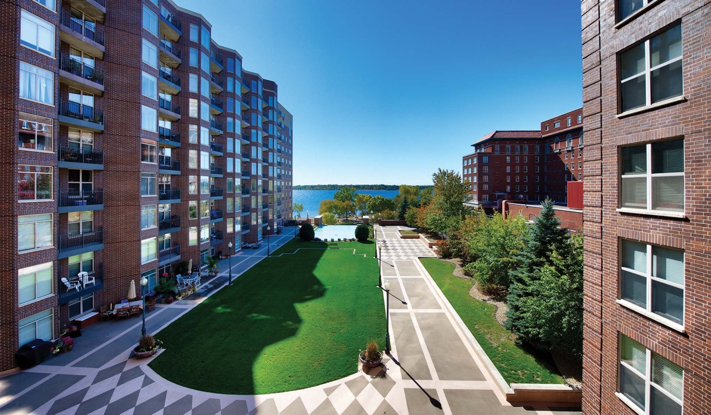 The Beach Club Residences Image 33