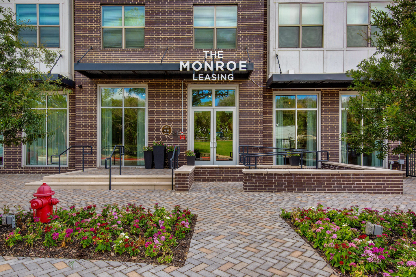 The Monroe Image 19