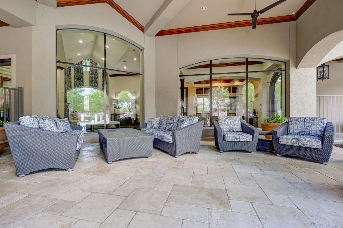 La Villita Lakeside Image 11