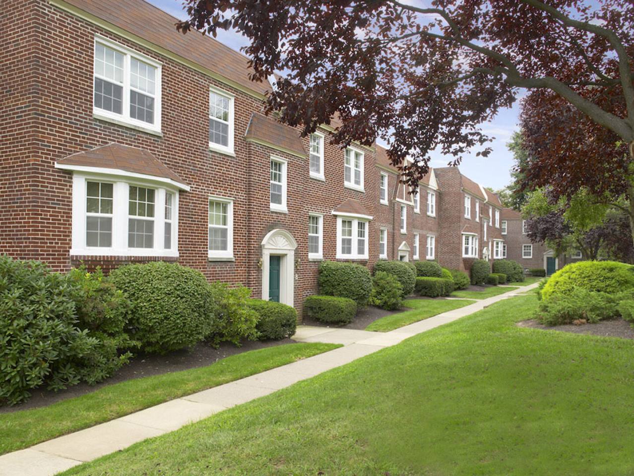 Canterbury Apartments Image 14