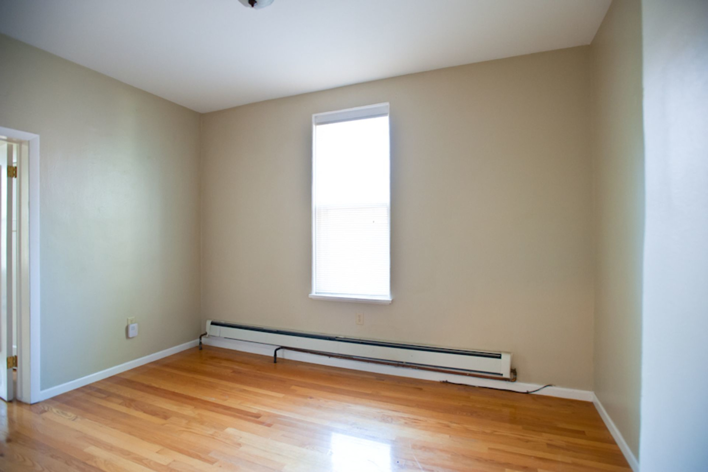 1665 N Humboldt Avenue Image 7
