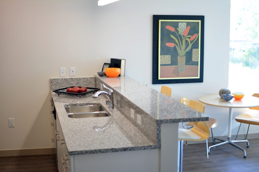 2500 Rimrock Image 6