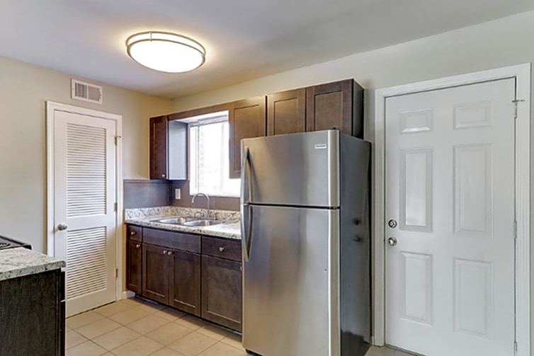 Wingate apartments Image 1