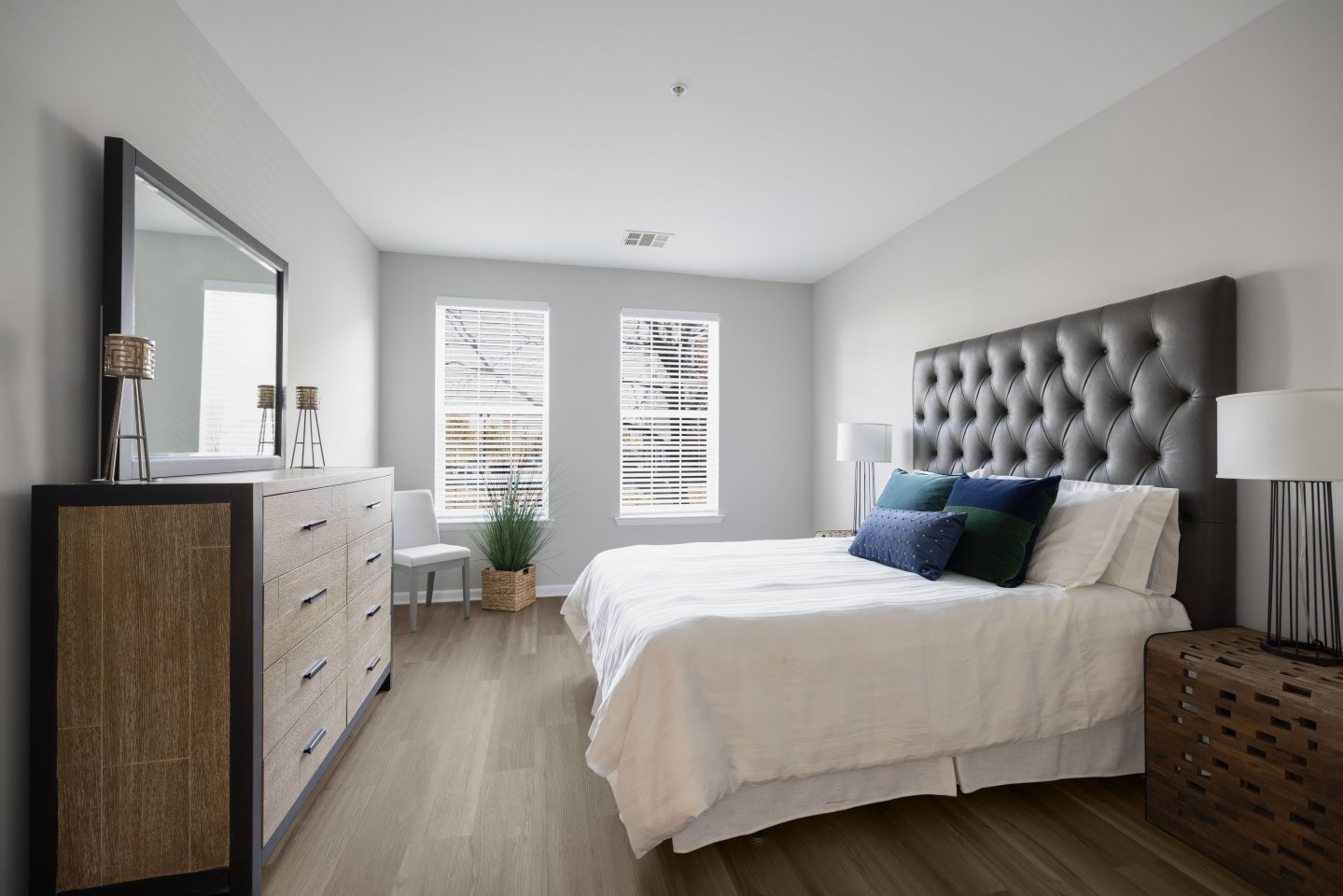 Harbor Pointe Image 15