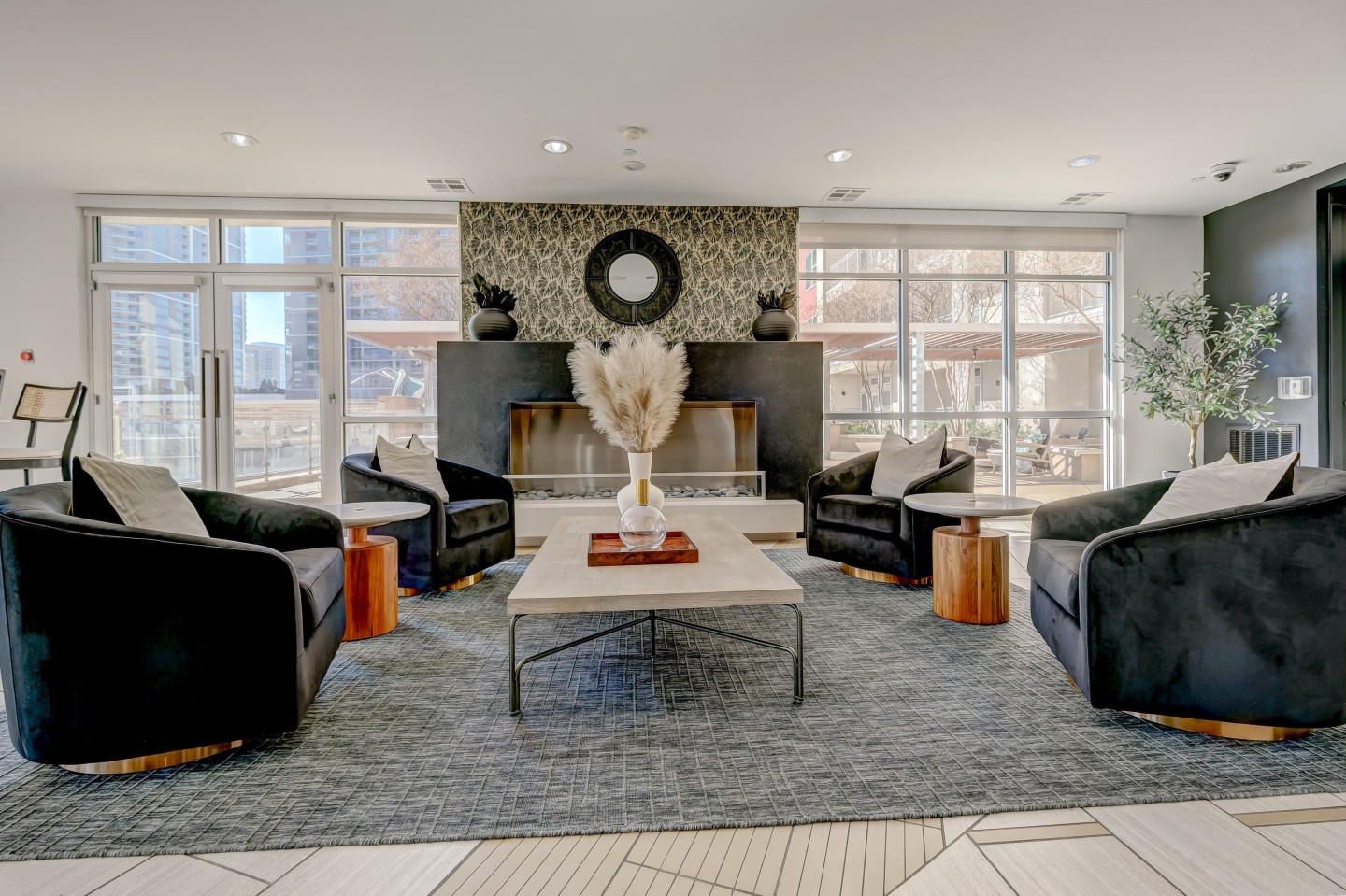 Moda Luxury Apartments Image 16