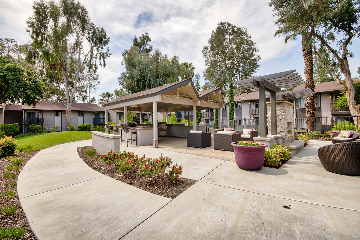 Pinewood Apartments Image 81