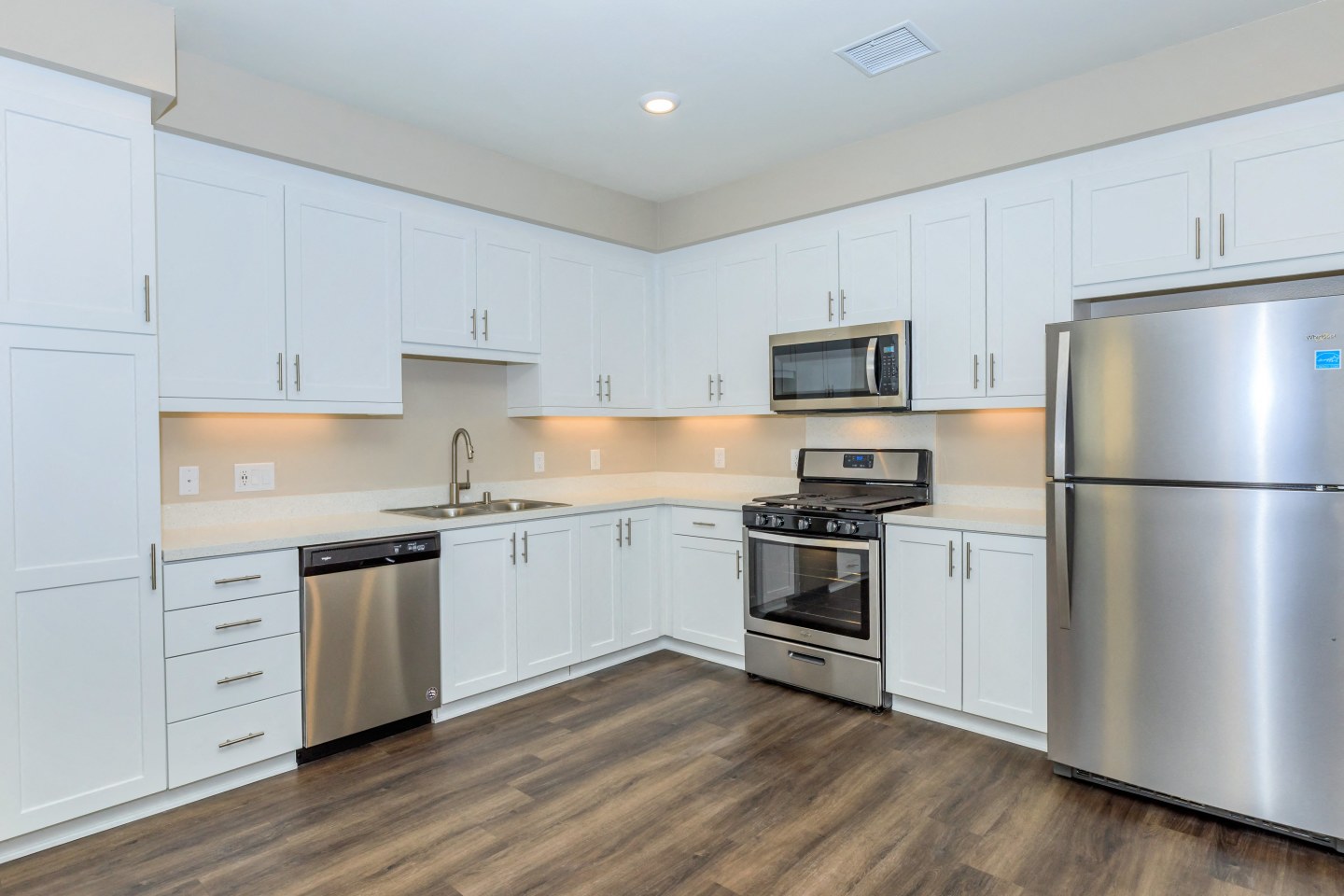 Los Alamitos Luxury Apartments Image 52