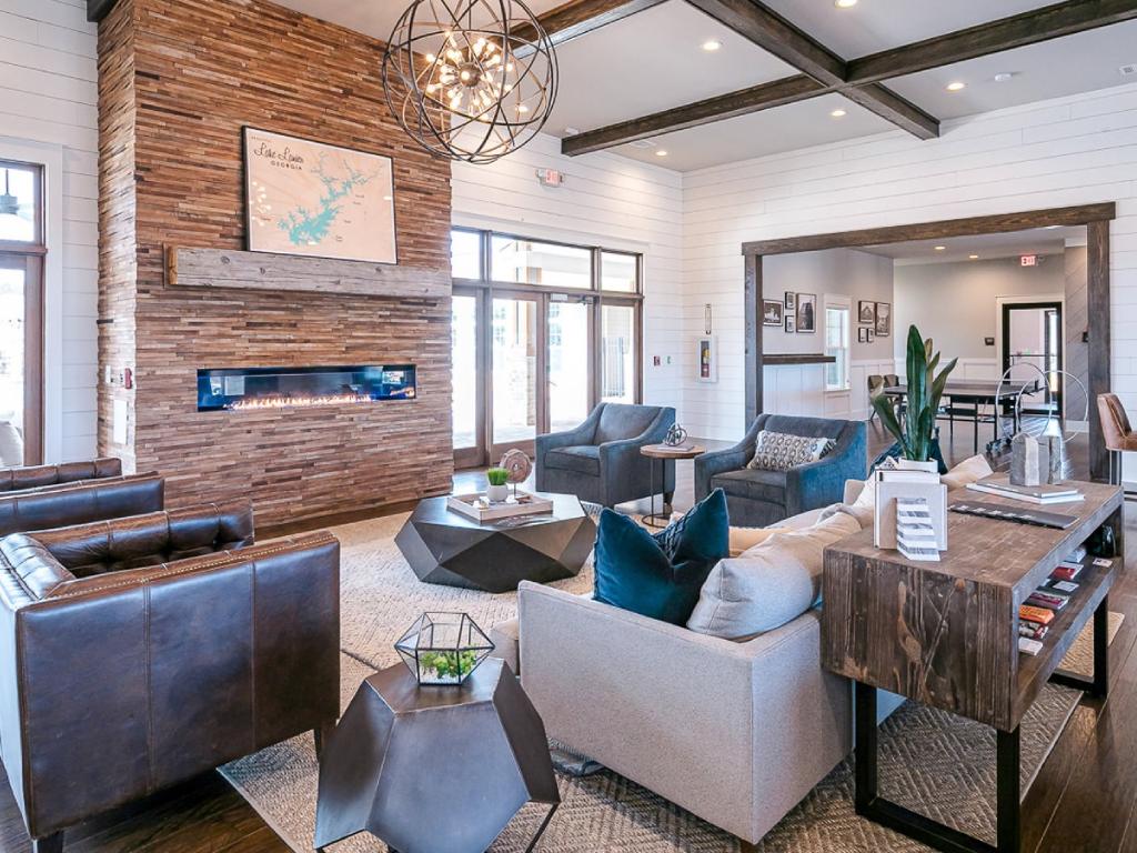 53 West Luxury Apartments Image 14