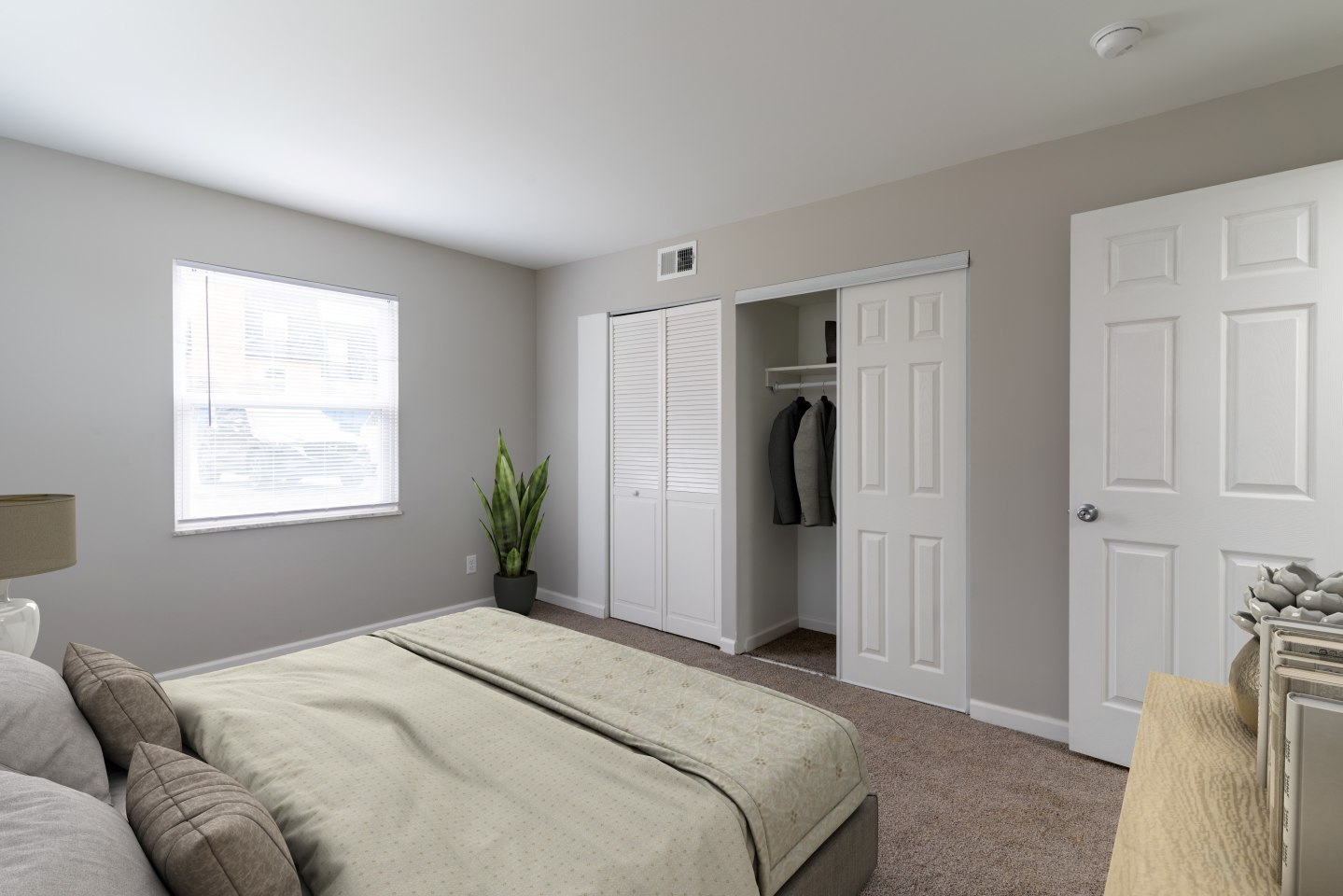Olde Towne Apartments Image 11
