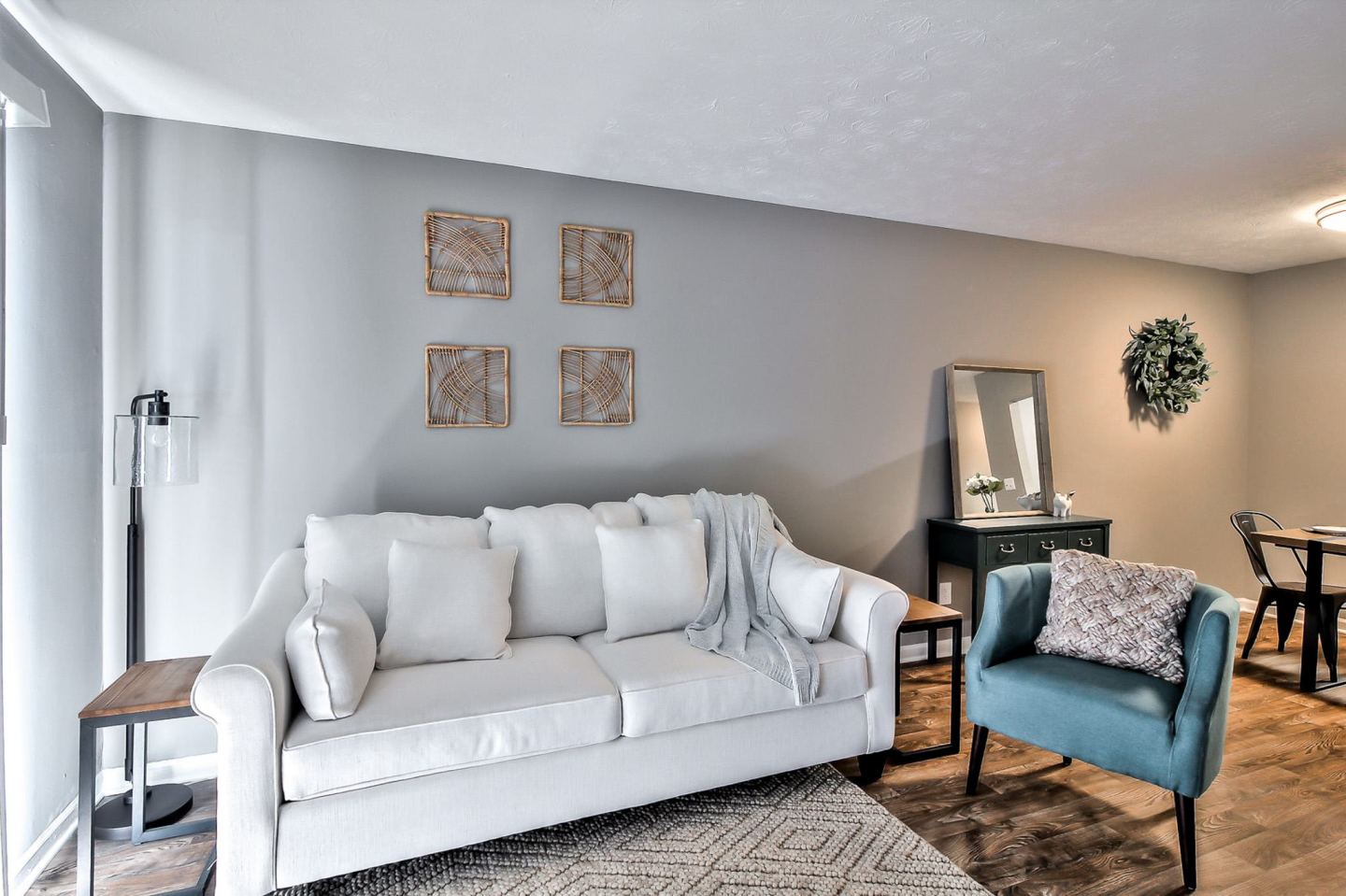 The Pops Apartments Image 3