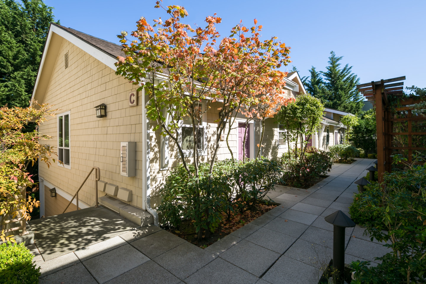 Pacific Pointe Apartments Image 33