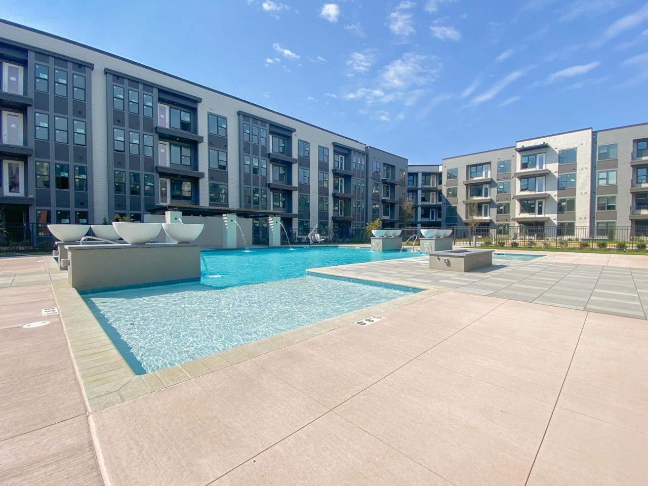 555 Flats Image 12