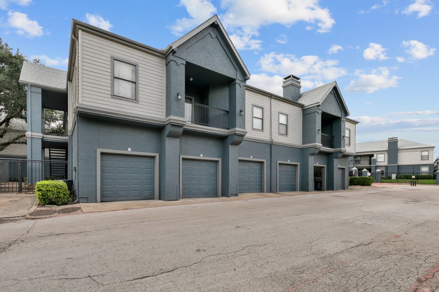 5636 Apartment Homes Image 48