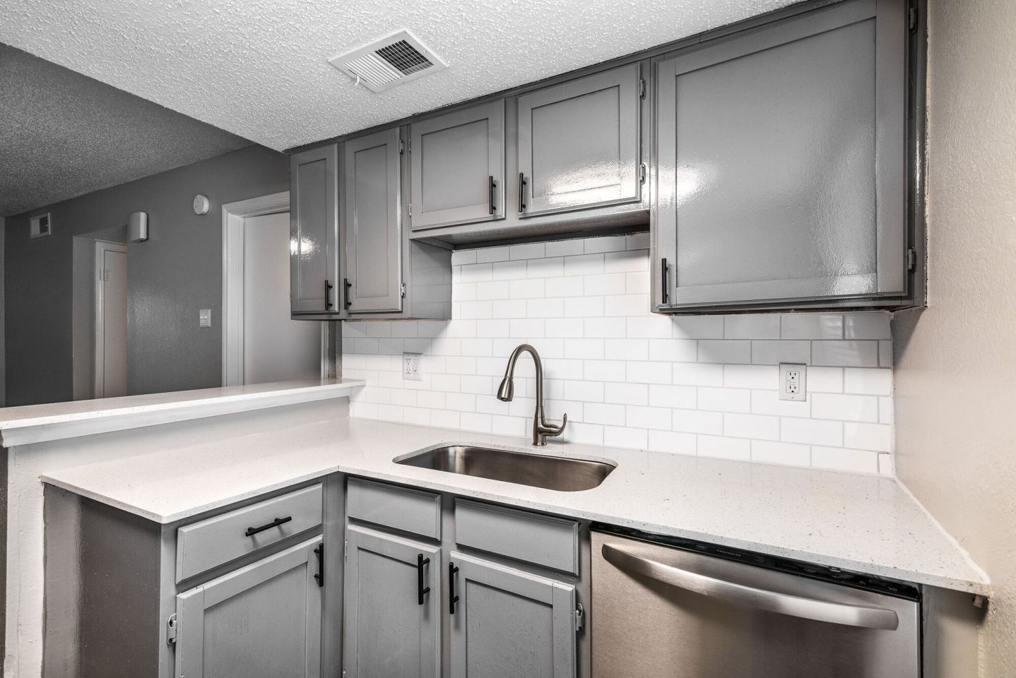 Wythe Apartment Homes Image 1