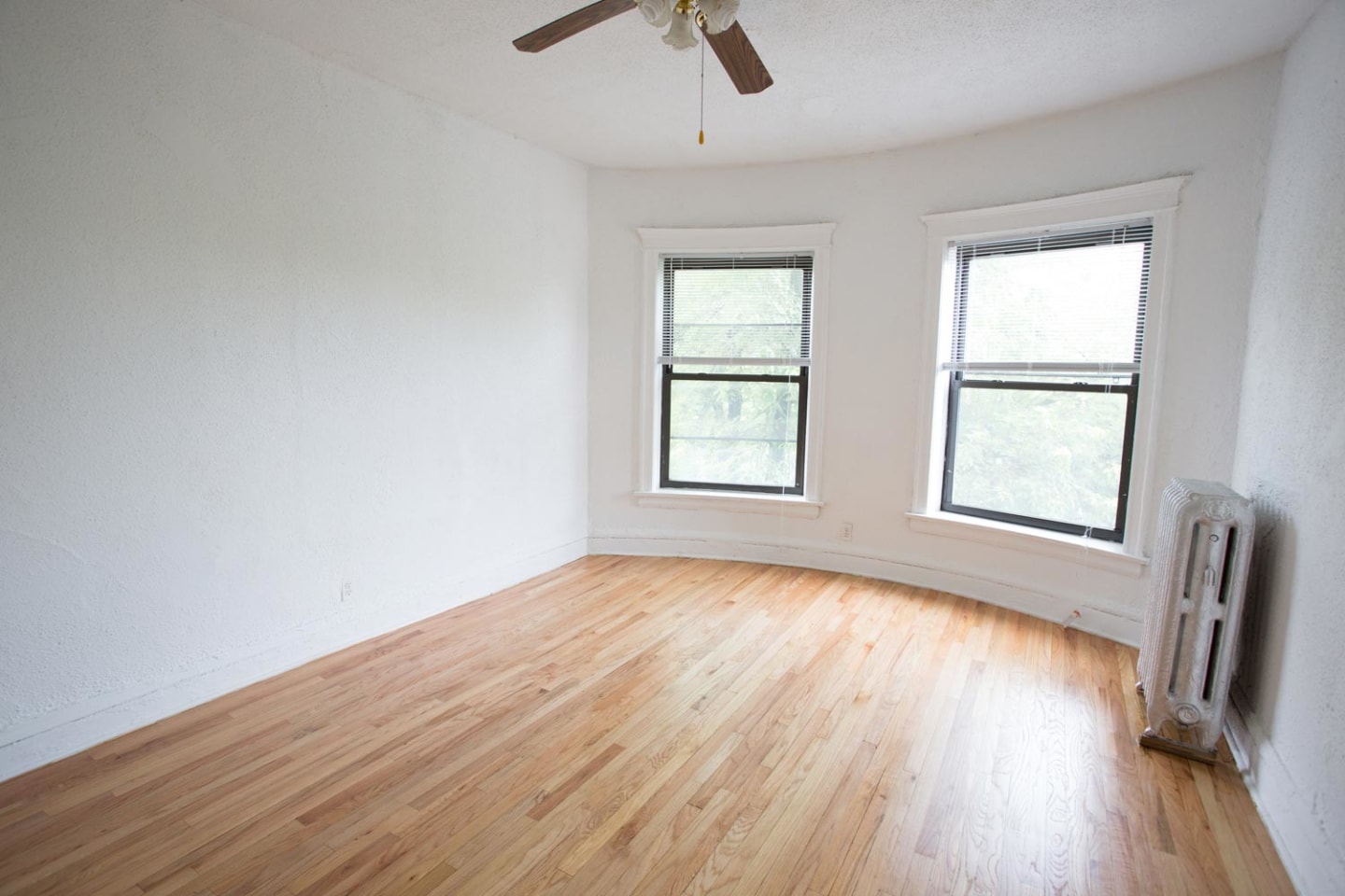 1515 E. 54th Street Image 9
