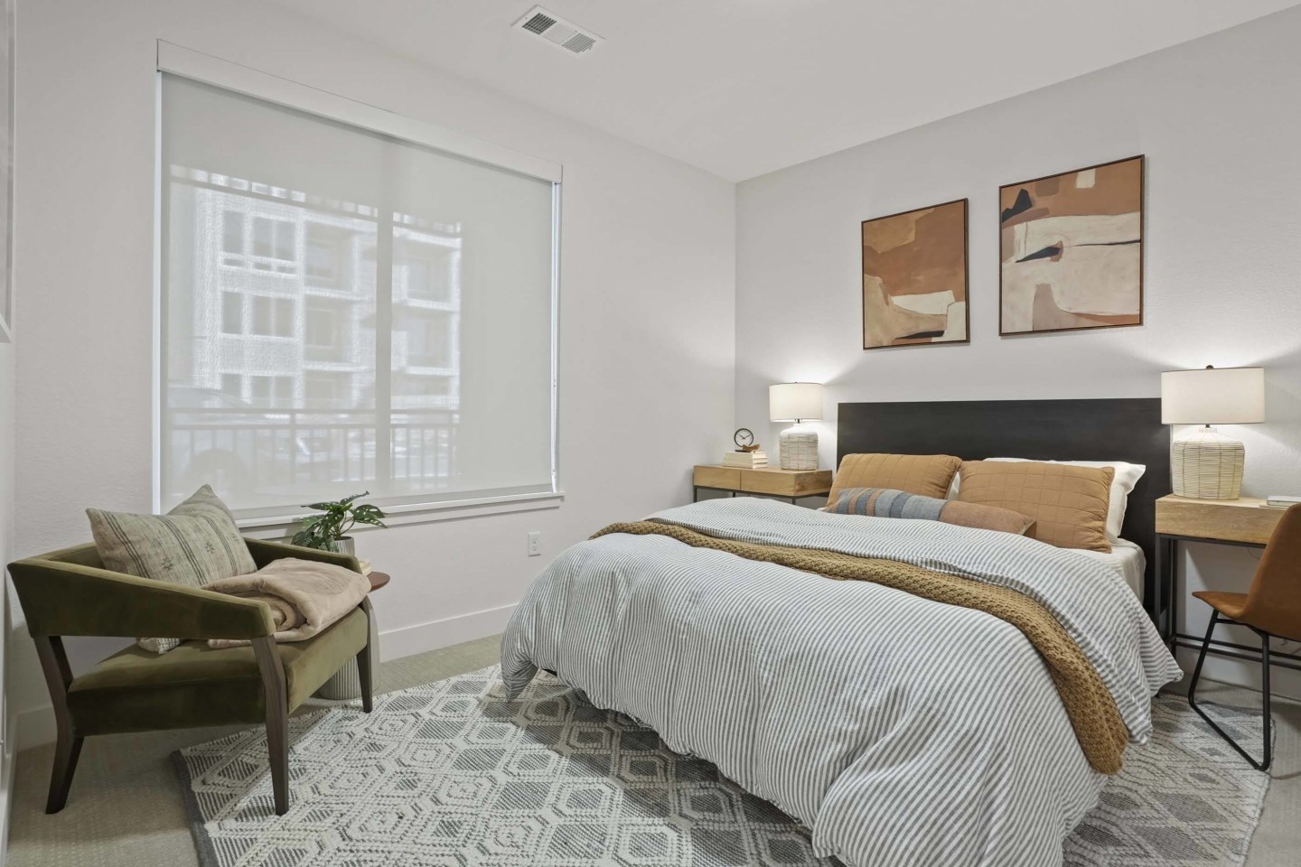 Alana Apartments Image 11