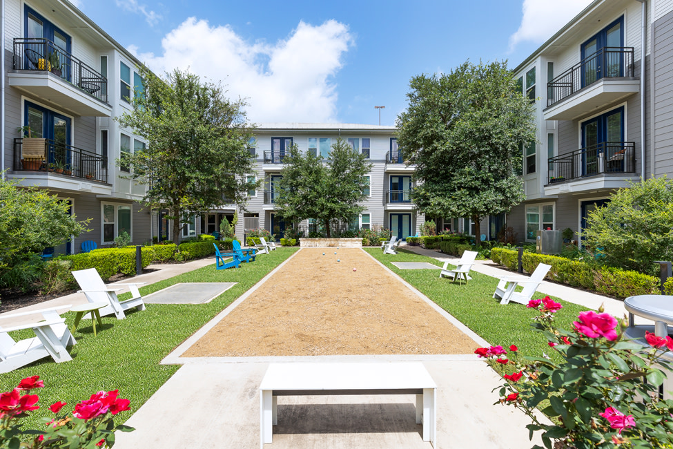 Burnet Flats Image 4