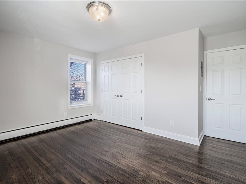 White House Apartments Image 10