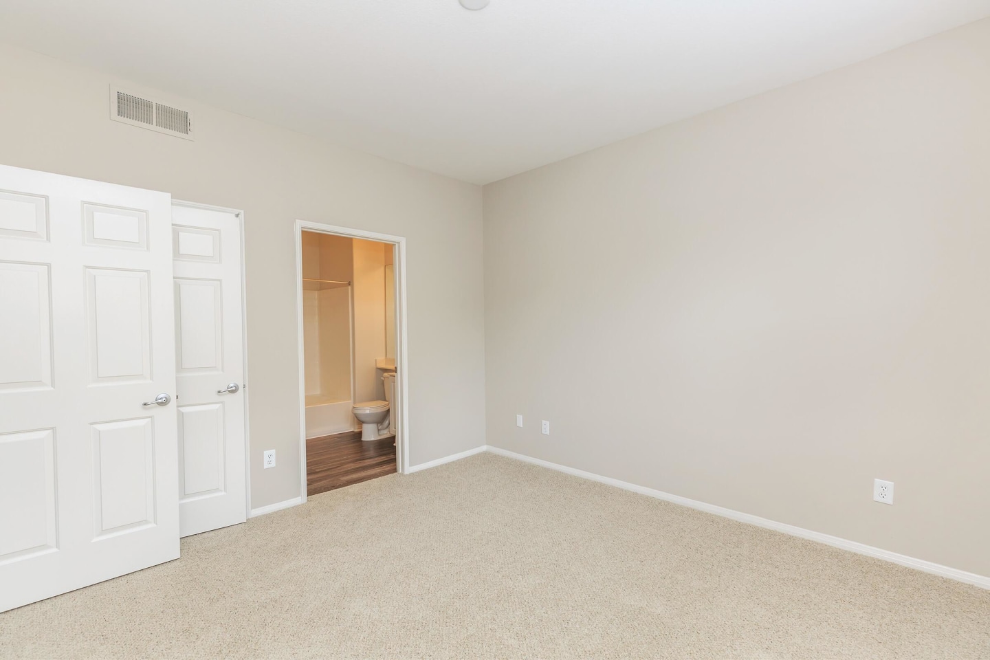 Laurel Terrace Apartment Homes Image 1