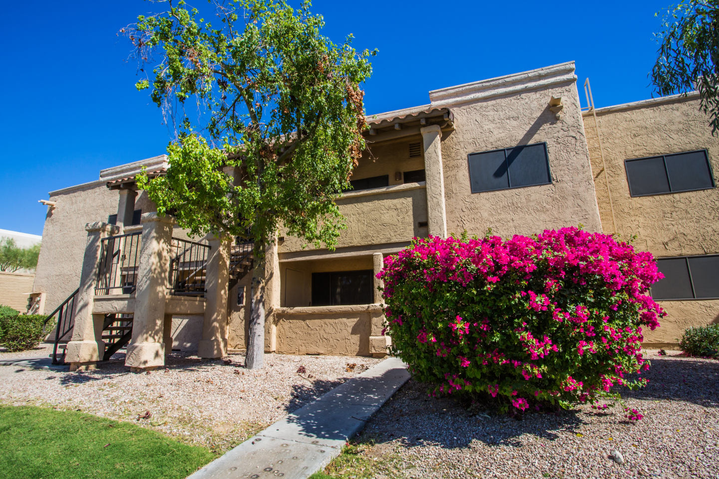 The Vistas Apartment Homes Image 22