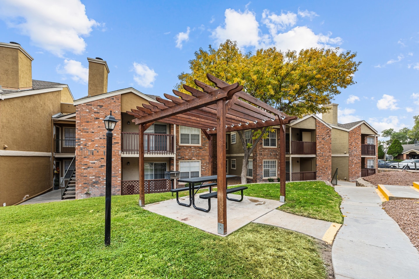 Spring Park Image 21