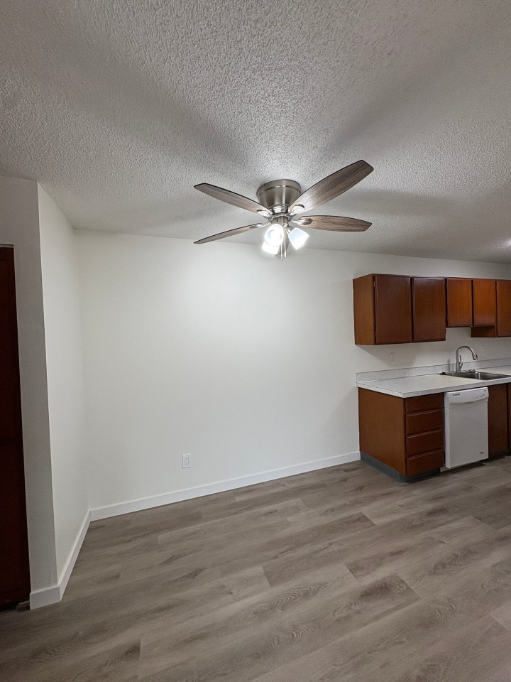 Willow Wood Apartments Image 6