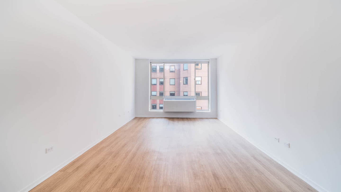 Longacre House Apartments Image 38