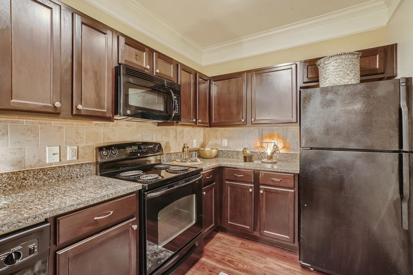 Grand Villas at Katy Image 18