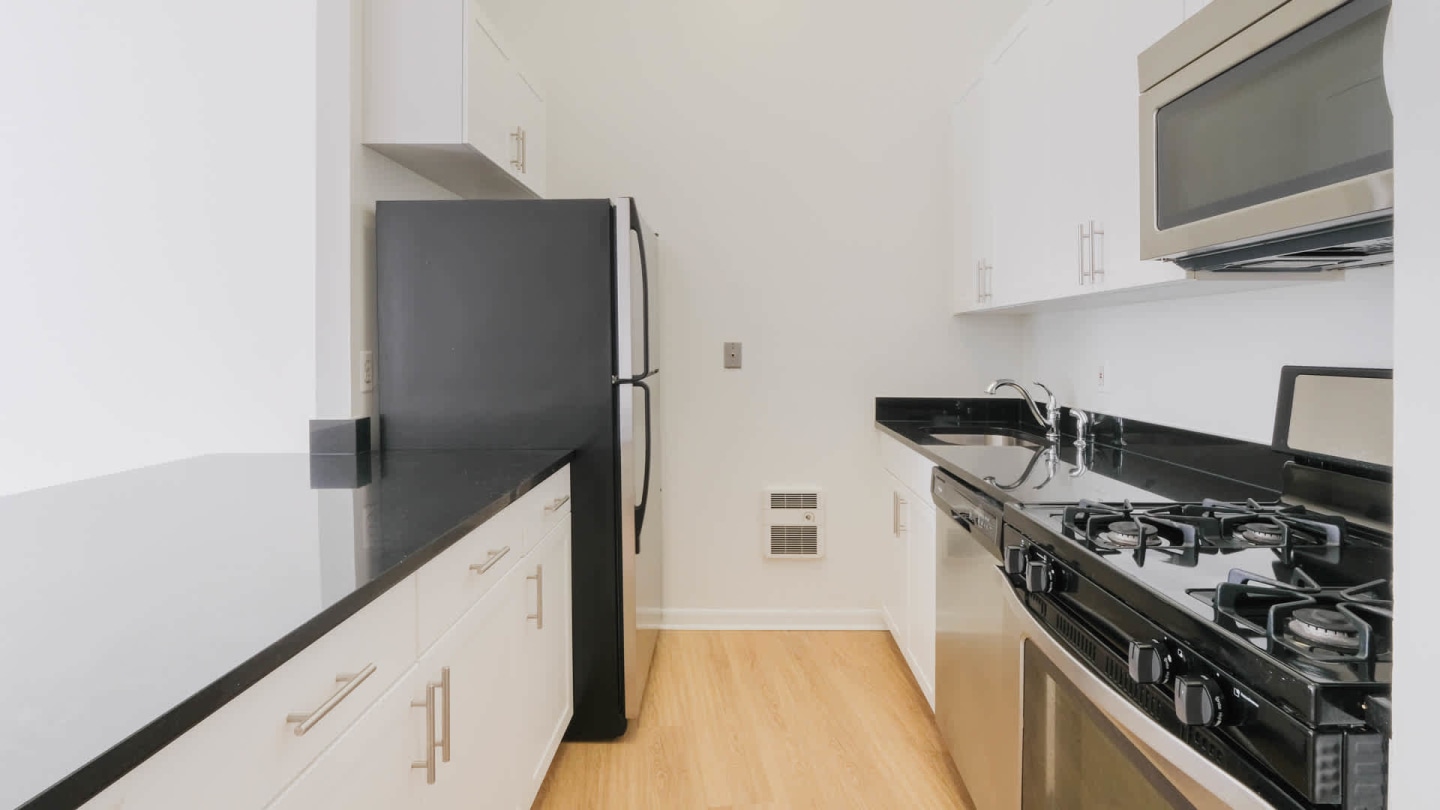 71 Broadway Image 30