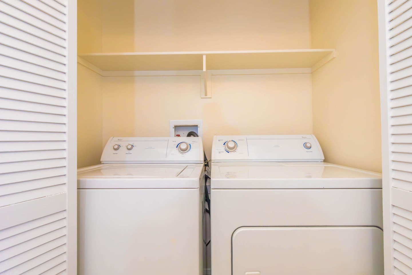 Colony Townhomes Image 136