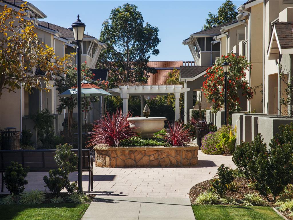 Ralston Courtyards Image 22