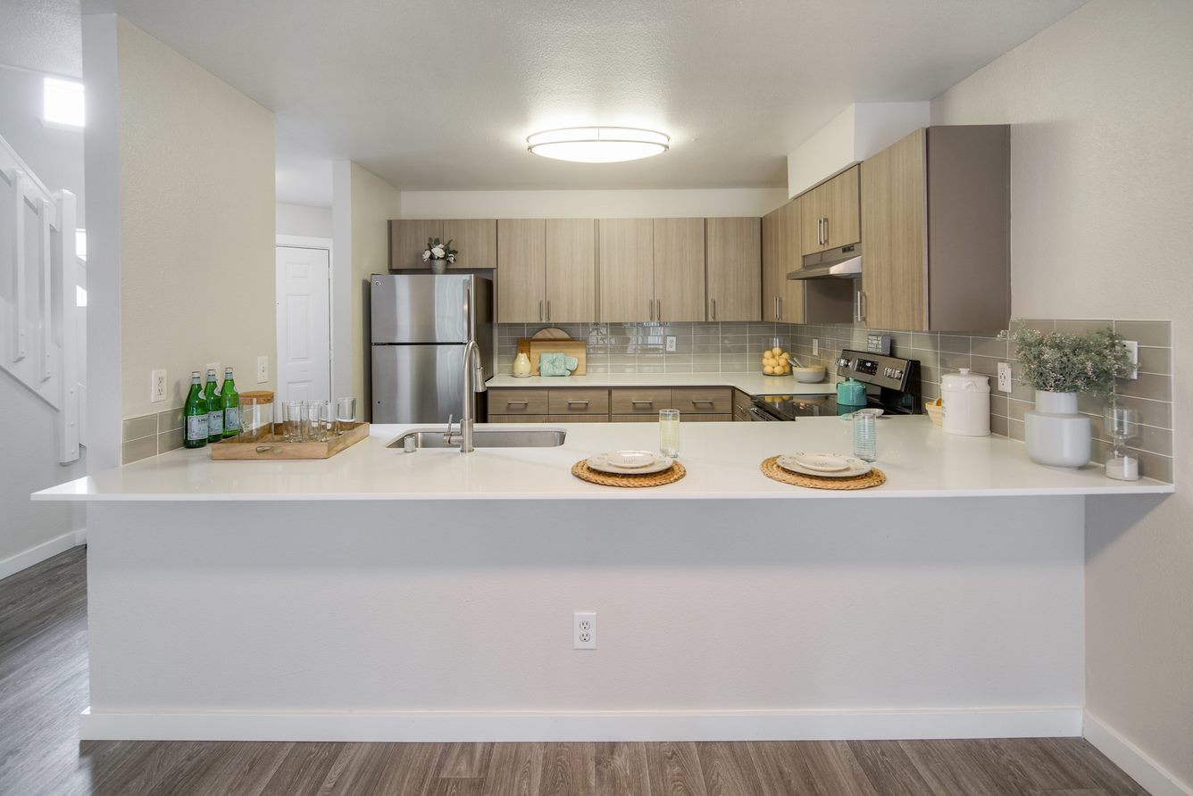 Creekside Village Image 16