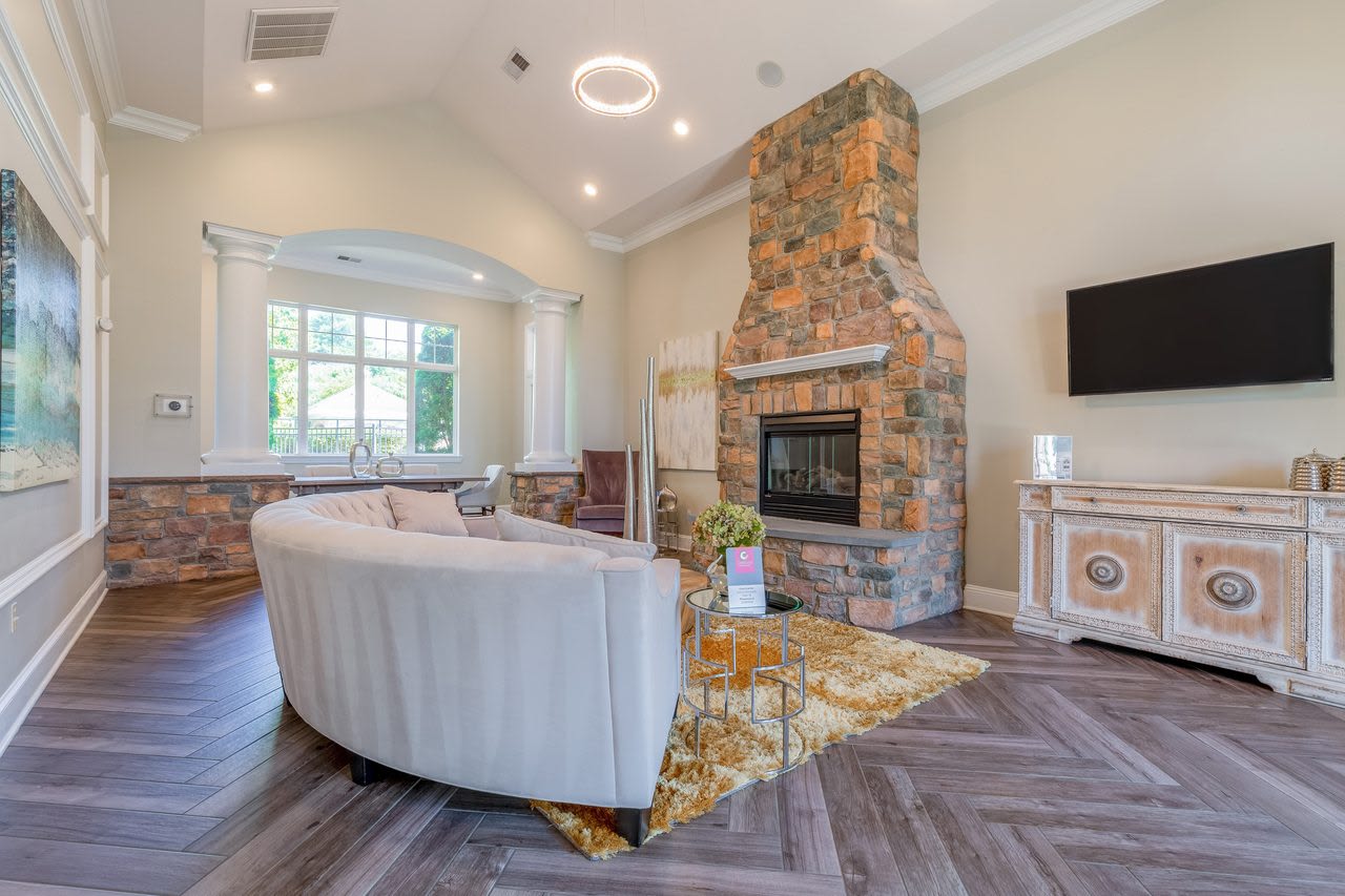 Century Clearbrook Image 12