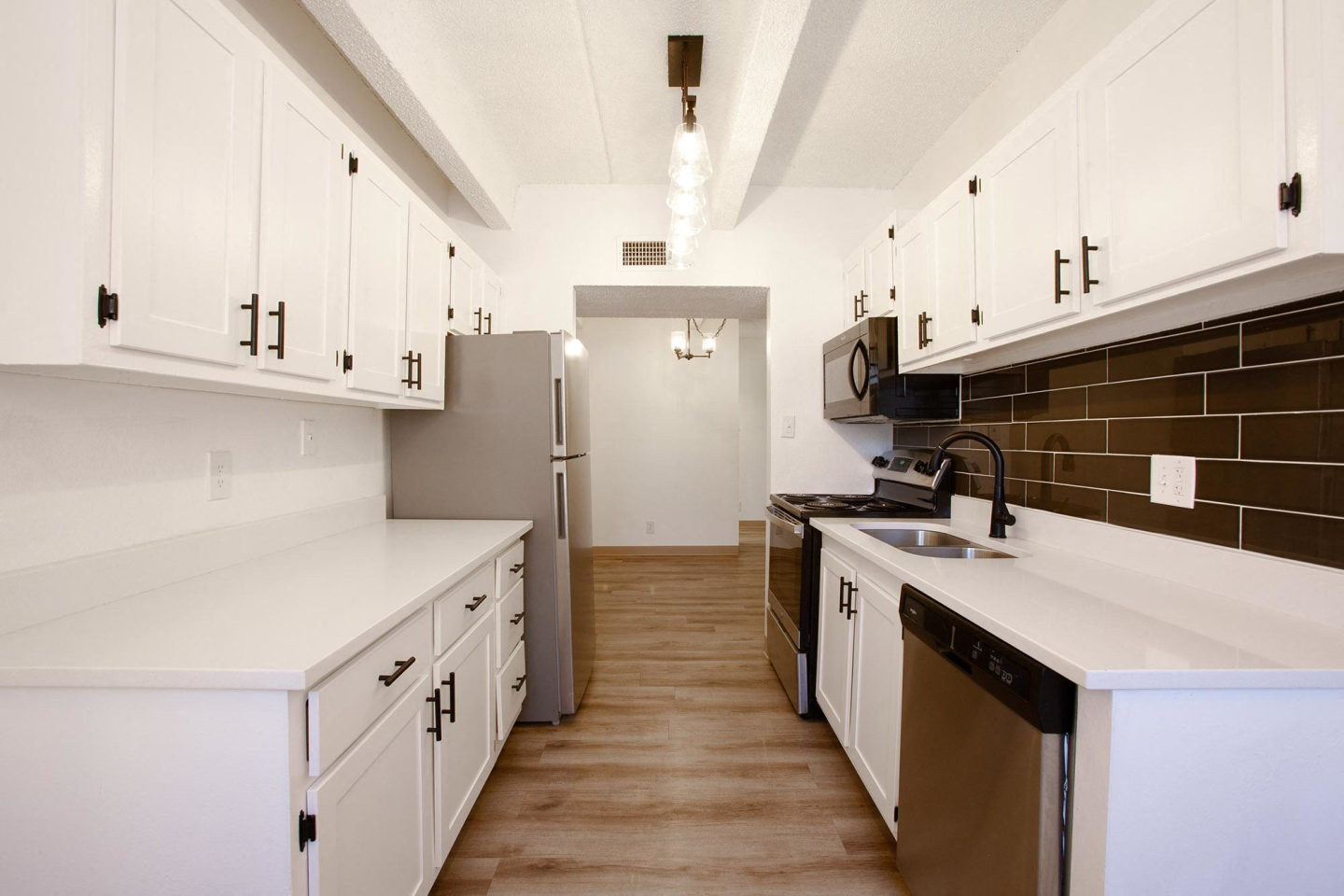 Los Altos Towers Image 29