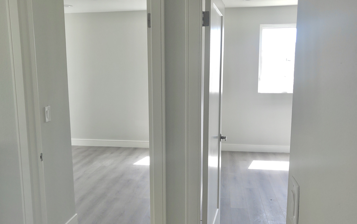 1344 W 37th Place - Co-Living Image 11