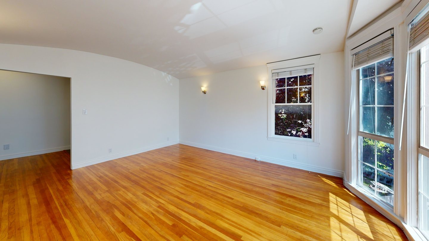 3820 Scott Image 5