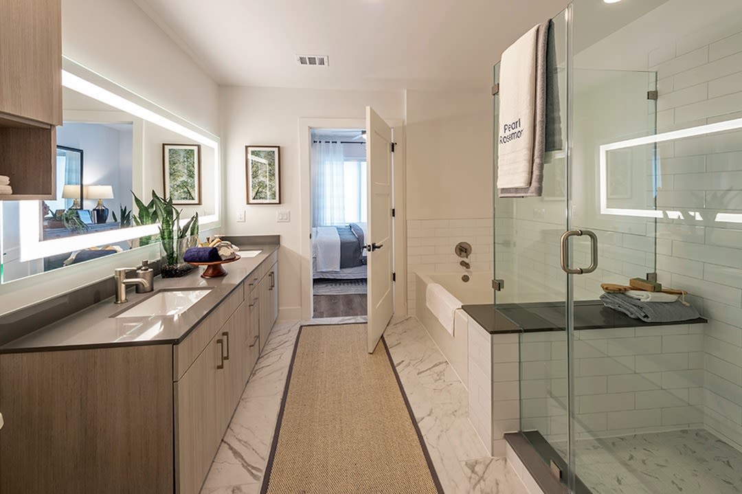 Pearl Rosemont Image 30