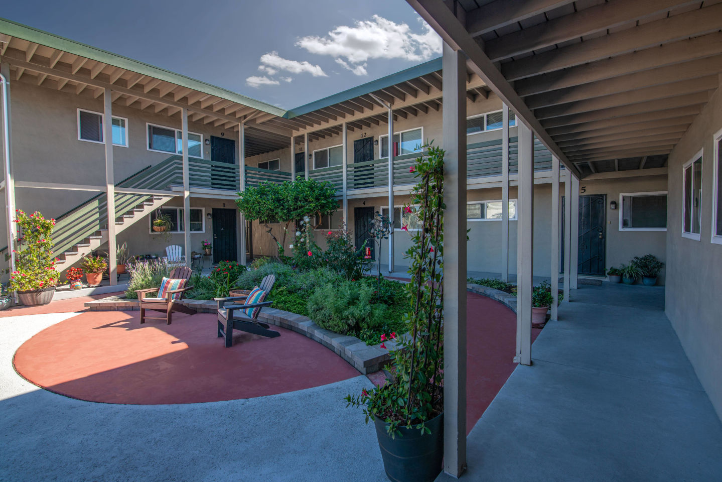 Marlboro Manor Apartments Image 12
