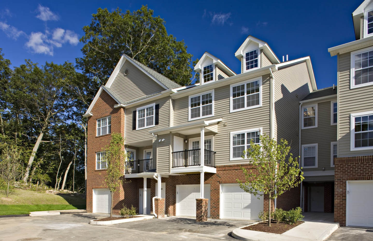 Huntington Townhomes Image 26