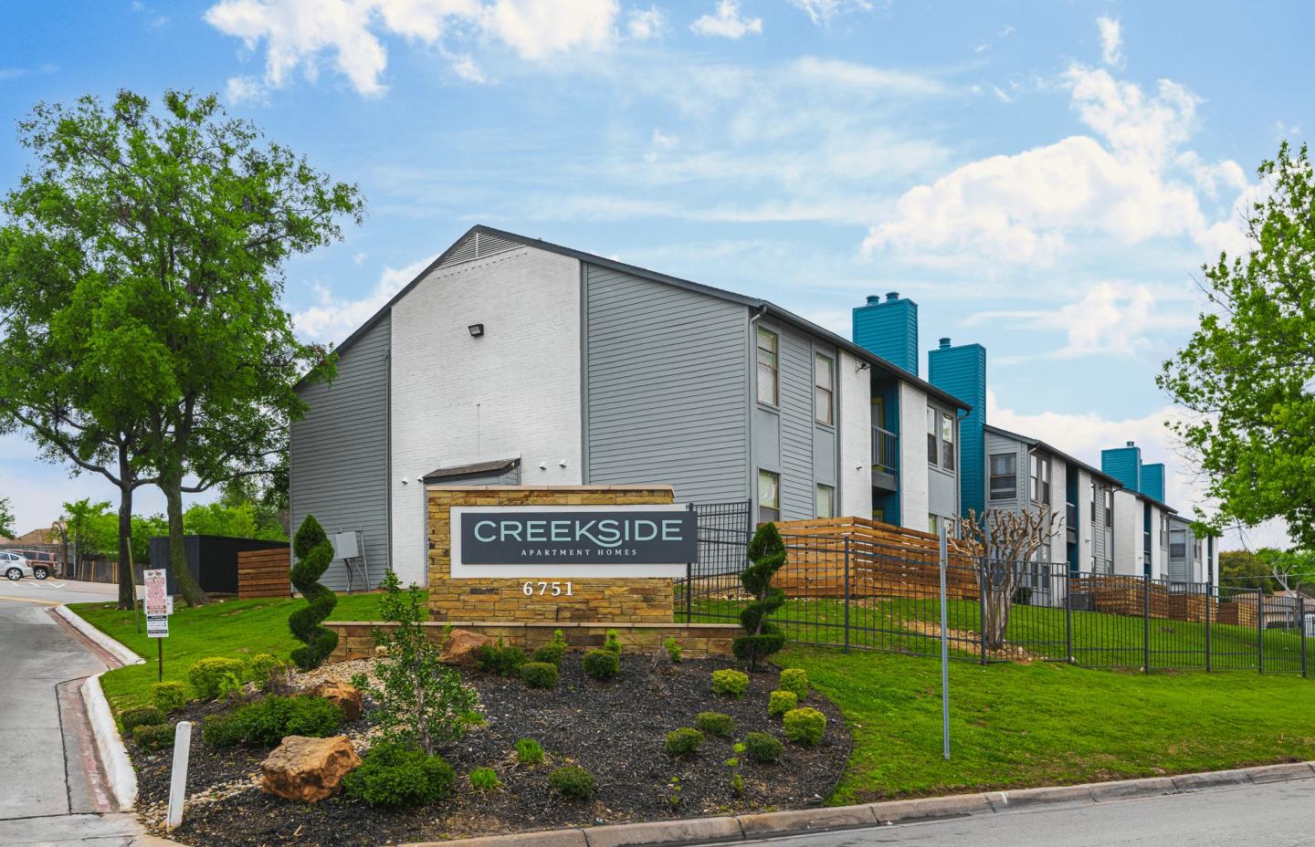 Creekside Apartment Homes Image 12