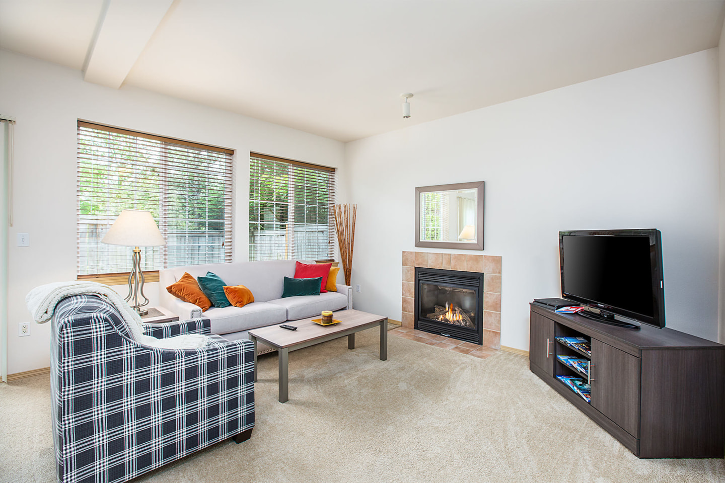Borgata Apartments and Townhomes Image 1