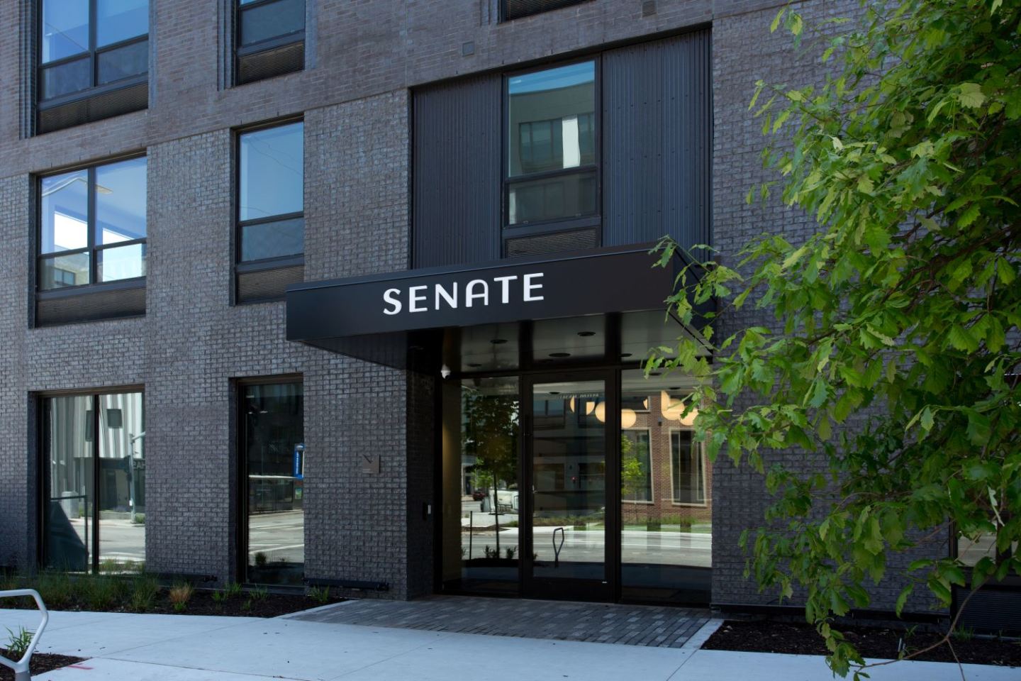 Senate at The Crosswalks Image 18