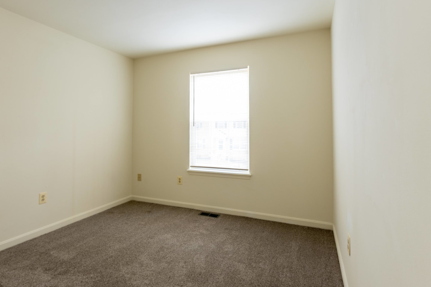 Carlson Woods Townhomes Image 14